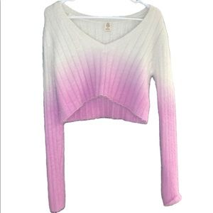 NWOT Urban Outfitters - Pink & White Ombré Long Sleeve Cropped Sweater S…